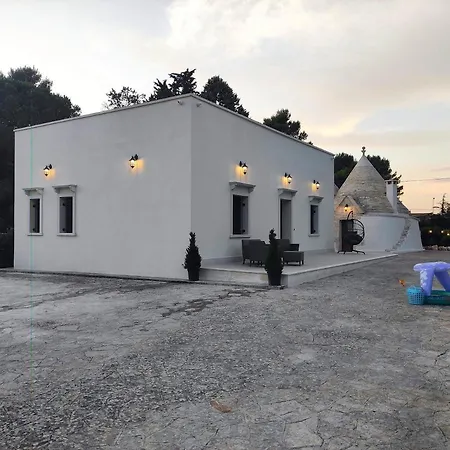 L'humus Dei Trulli House * Martina Franca